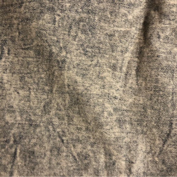 Express NWT Jean skirt - Picture 5 of 7